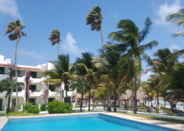 Hotel Club Caribe 3*
