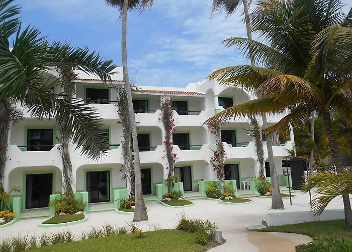 Hotel Club Caribe 3*