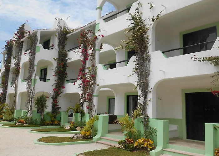 Club Caribe Hotel 3*